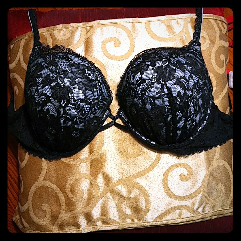 Victoria's Secret 36C Miraculous Plunge Pushup Bra